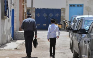 Tunisian Jews tone down festivities amid security fears
