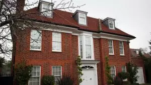 UK judge backs arms firm over Gaddafi mansion