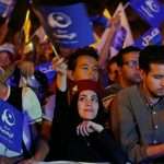 Tunisia: political opposition gives election ultimatum