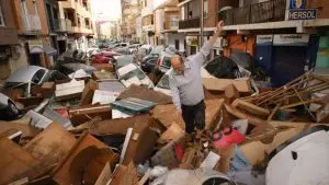 Devastating Spanish floods kill at least 95