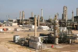 Libyan protestors block oil valves demanding release of general