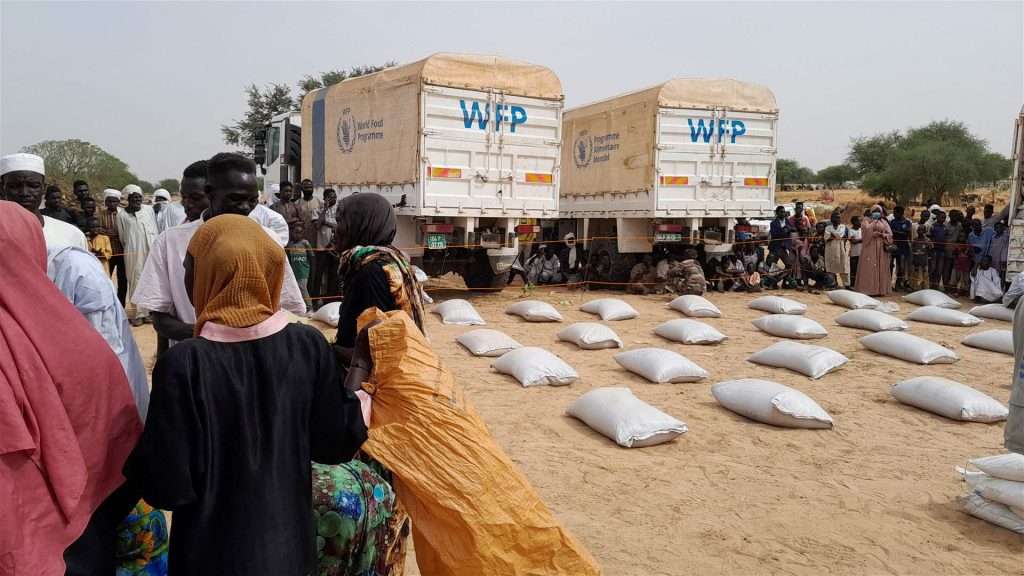 WFP pauses food distribution in Sudanese refugee camp