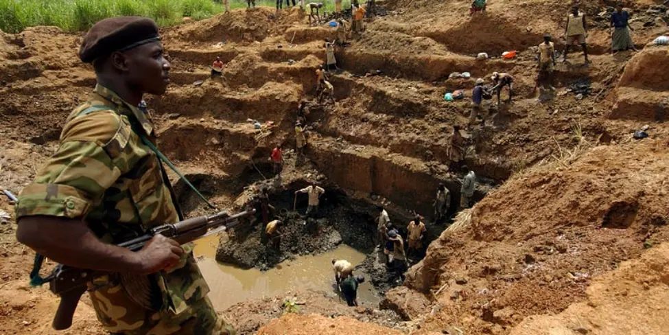 French prosecutor drops case against Apple over Congo minerals