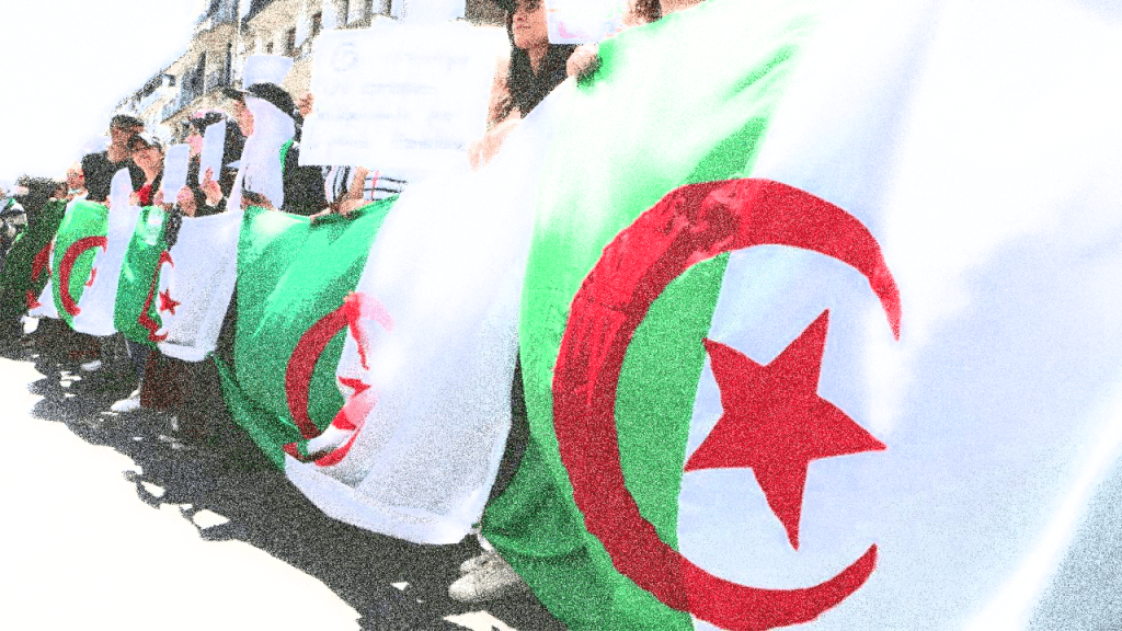 Algeria investigation: ex-interior minister faces corruption charges