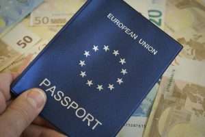 Moroccans 2nd largest group to receive EU citizenship