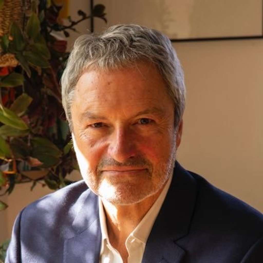 Gavin Esler: Suez is paralleled with Trump’s latest tariff move Gavin Esler: Suez is paralleled with Trump’s latest tariff move