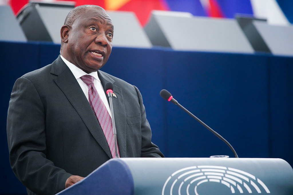 South African president criticises white refugees fleeing to US