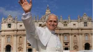 Pope Leo XIV calls for global peace in inaugural blessing