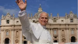 Pope Leo XIV calls for global peace in inaugural blessing