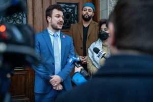 Pro-Palestinian activist freed, vows continued activism