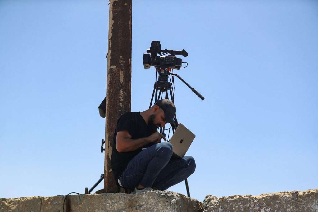 Gaza: Internet blackout ends but crisis shows no sign of easing Gaza: Internet blackout ends but crisis shows no sign of easing