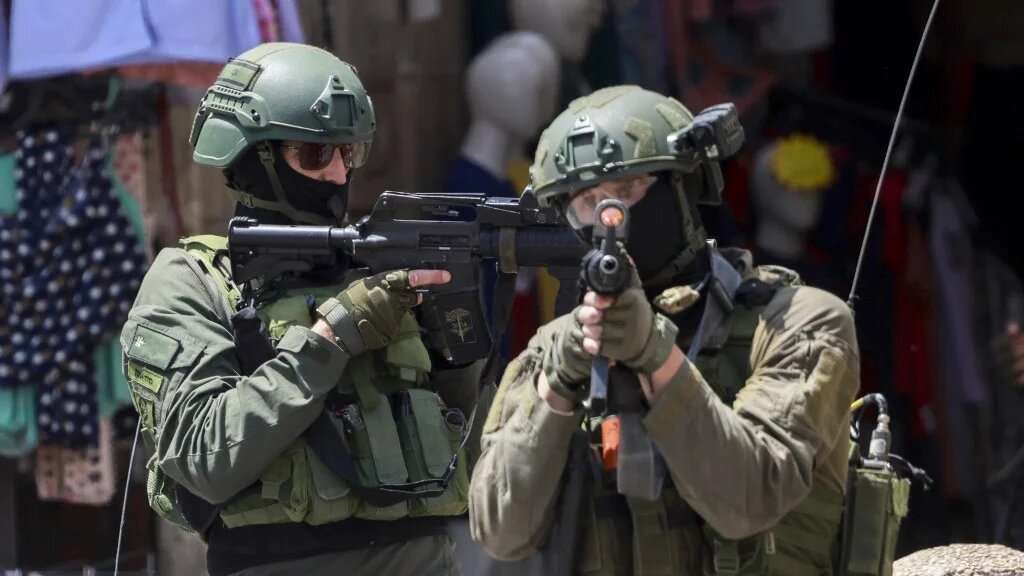 UK trains Israeli army officers, defence ministry says UK trains Israeli army officers, defence ministry says