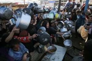 No food aid in Gaza for second day as crisis worsens