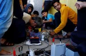 Crisis in Gaza continues but internet blackout slowly ends