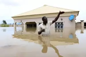 “No time to evacuate”: hundreds dead as floods devastate Nigeria