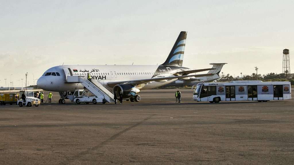 New shipment of Libyan currency lands in Tripoli New shipment of Libyan currency lands in Tripoli