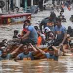 Flood crisis in Philippines displaces thousands