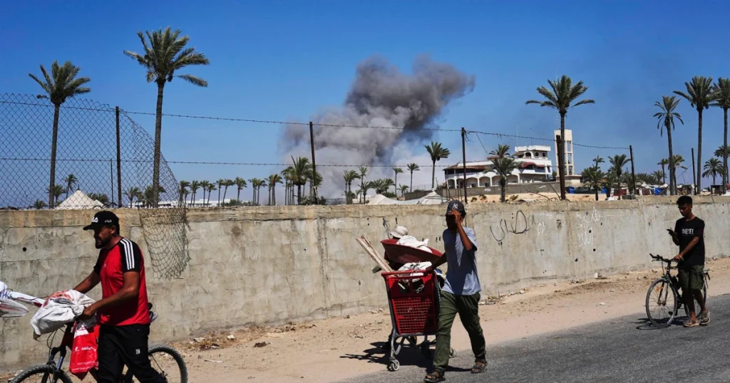 Israel ramps up ground operation as tanks enter central Gaza