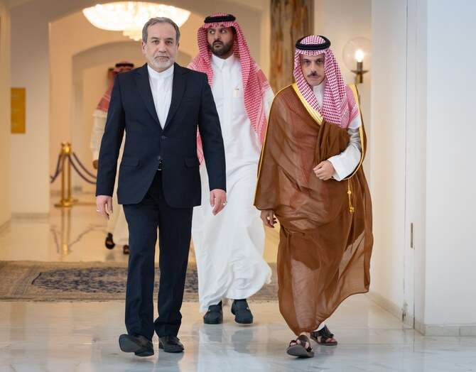 Iranian FM meets Saudi royals amid push for nuclear talks