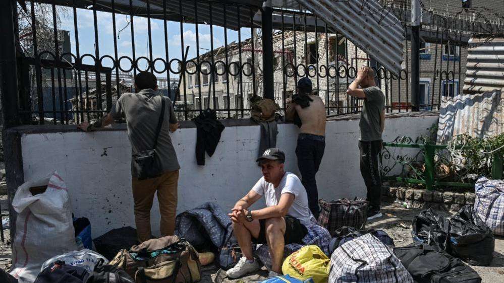 Deadly Russian strikes kill 25, Ukraine reports