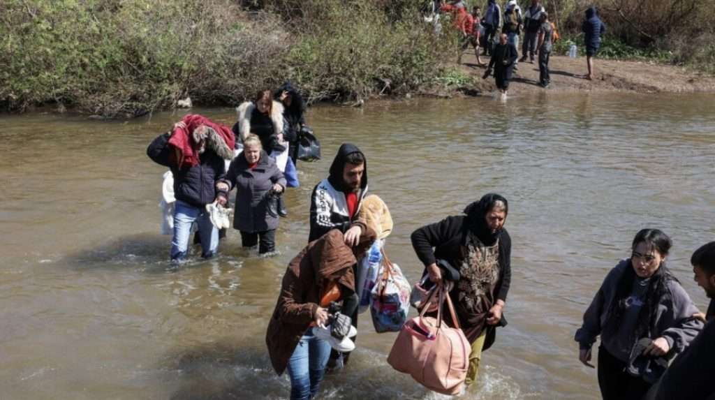 1,400 killed in Syrian sectarian violence, investigation finds 1,400 killed in Syrian sectarian violence, investigation finds