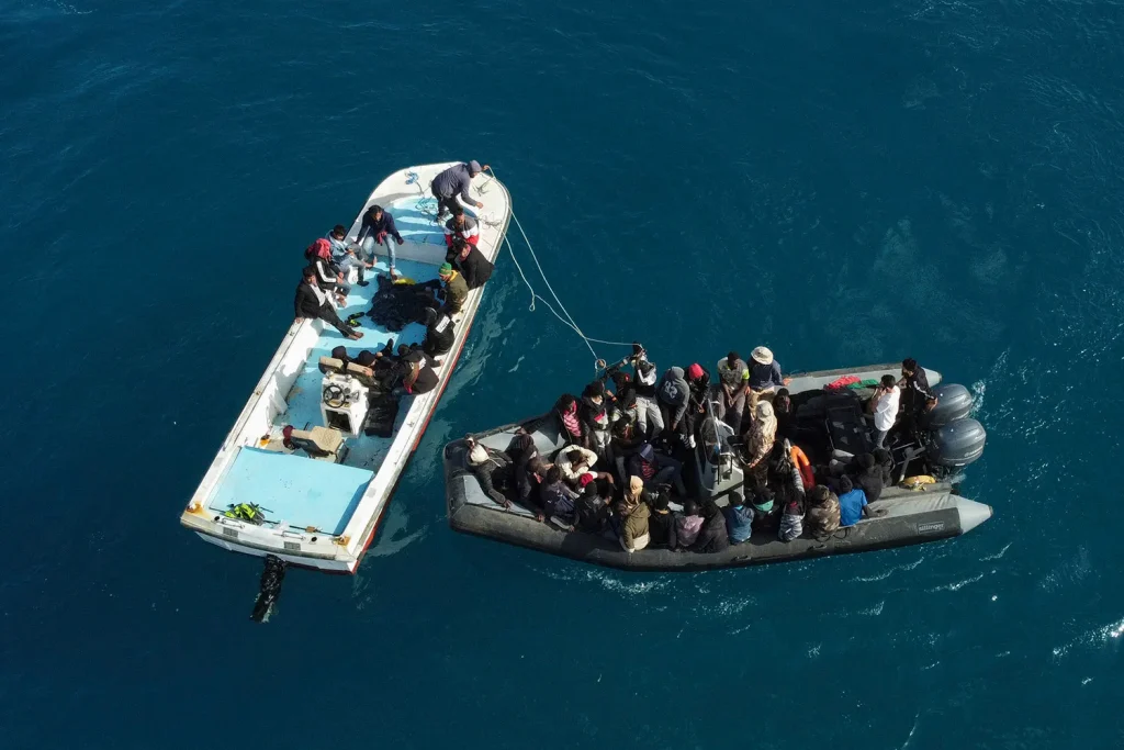 Two Moroccans arrested in Spain for smuggling migrants