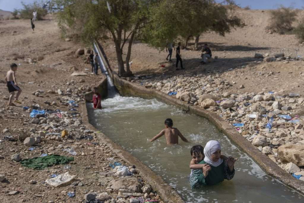 West Bank: Settlers target water supplies to displace Palestinians West Bank: Settlers target water supplies to displace Palestinians