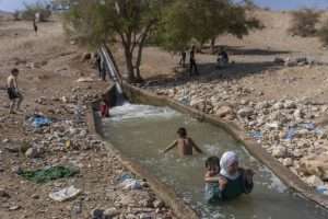 West Bank: Settlers target water supplies to displace Palestinians