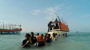 Dozens of migrants die in shipwreck off Yemen