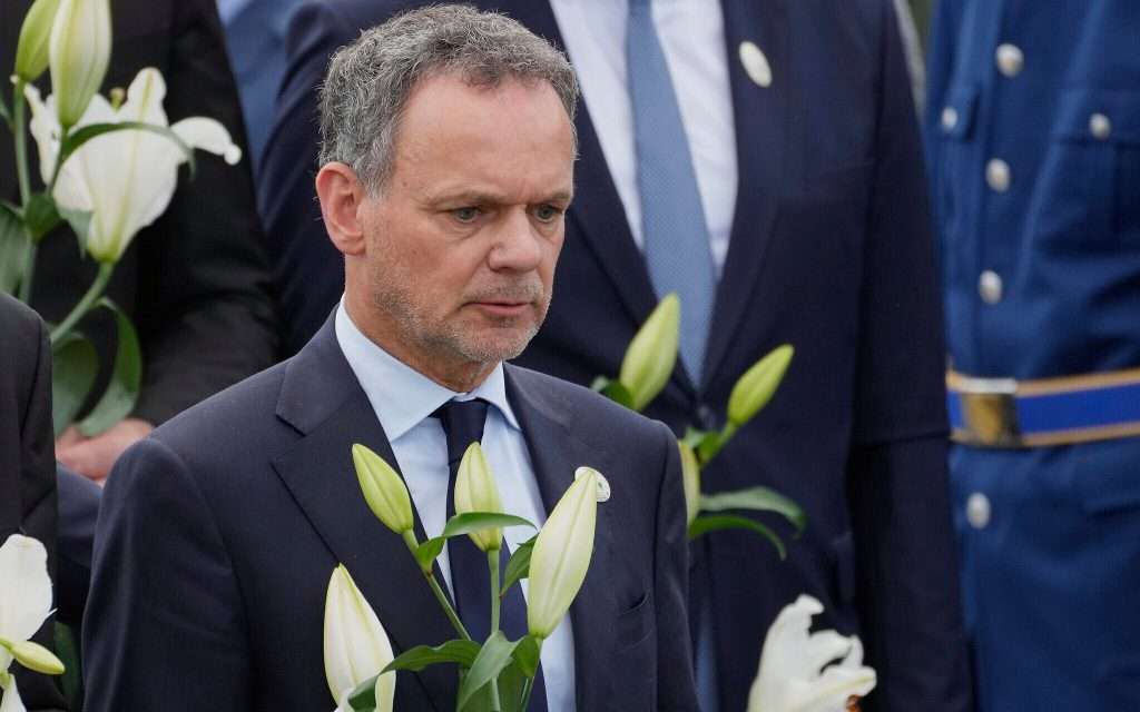 Dutch FM steps down as cabinet is divided over Israel sanctions Dutch FM steps down as cabinet is divided over Israel sanctions