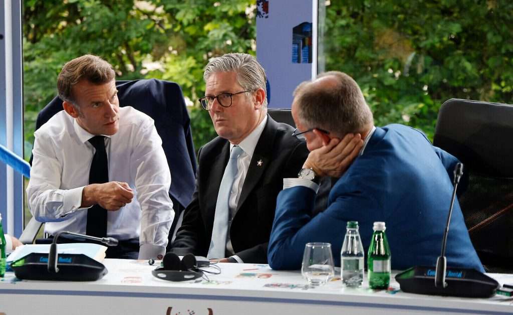 European powers begin sanctions process on Iran