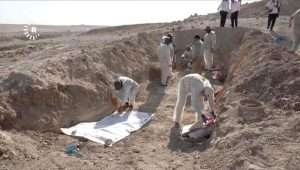 Iraq excavates Khasfa, nation’s biggest Islamic State mass grave