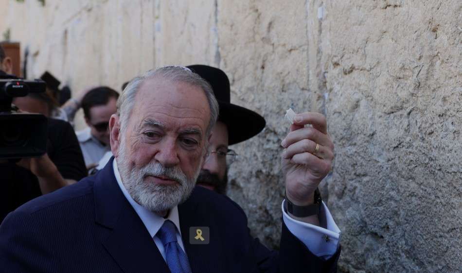 US ambassador says Israelis are not breaking international law