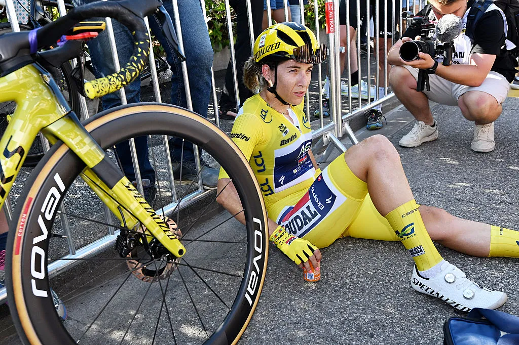 Mauritanian cyclist falls in bid to win Tour de France