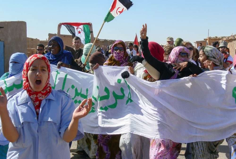 Morocco expels human rights activists from Western Sahara
