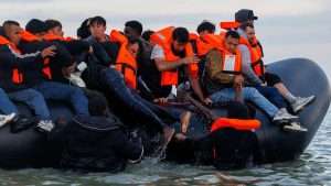 UK goverment and Iraq strike migrant return agreement