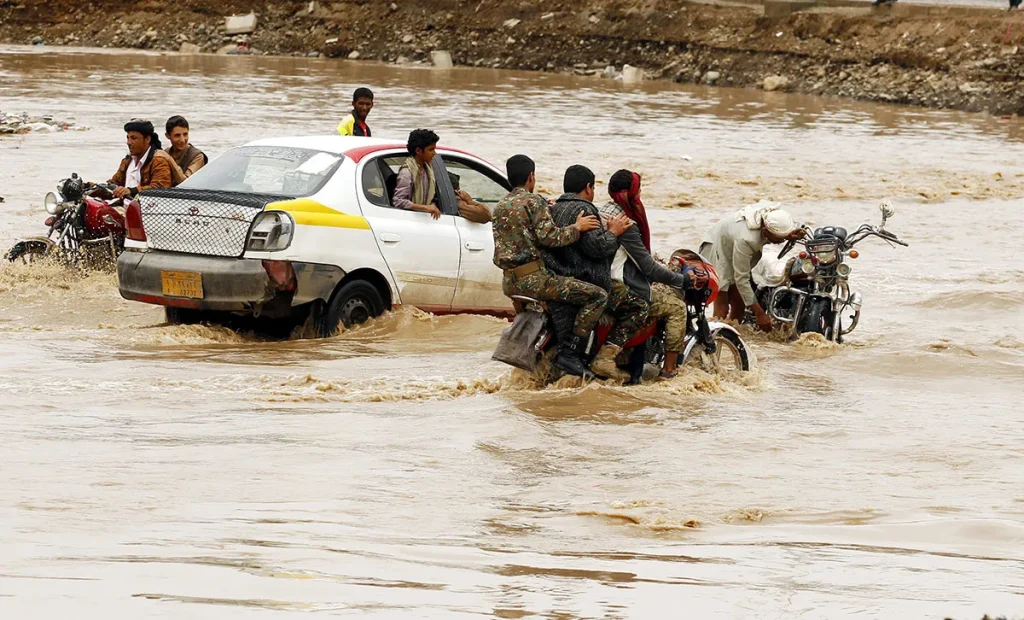 Over 100,000 Yemenis impacted by flash floods