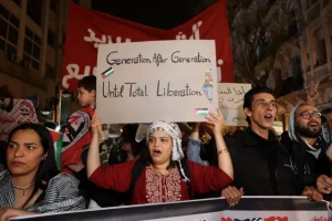 Tunisia deliberates over transfer of Hamas leaders from Gaza