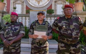 Madagascar: military leader to rule with a transition government