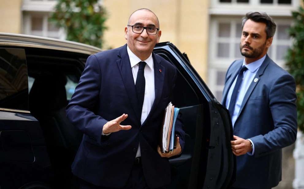French interior minister eyes renewed dialogue with Algeria