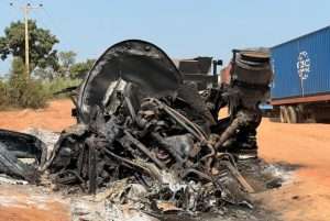 Nigeria: fuel tanker explosion kills at least 42