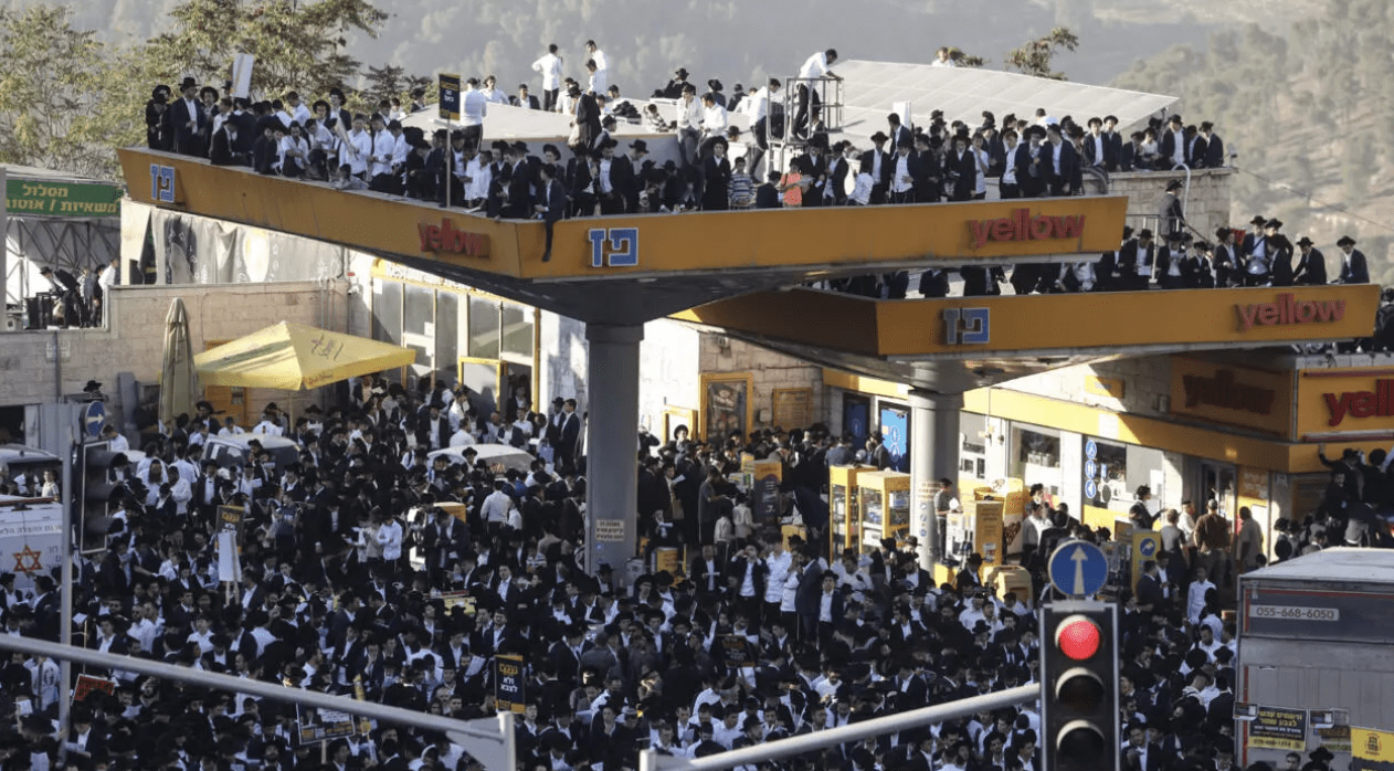 Ultra-Orthodox Israelis protest compulsory military service