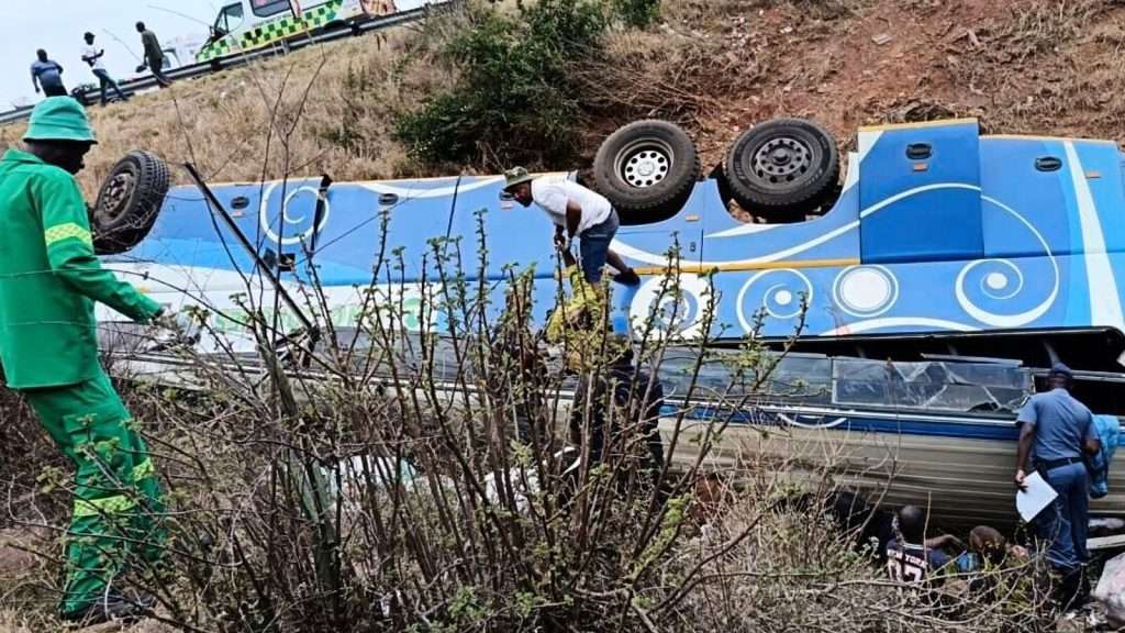 South Africa: Bus crash kills 42 people