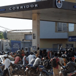 Mali: US embassy urges citizens to flee over blockade