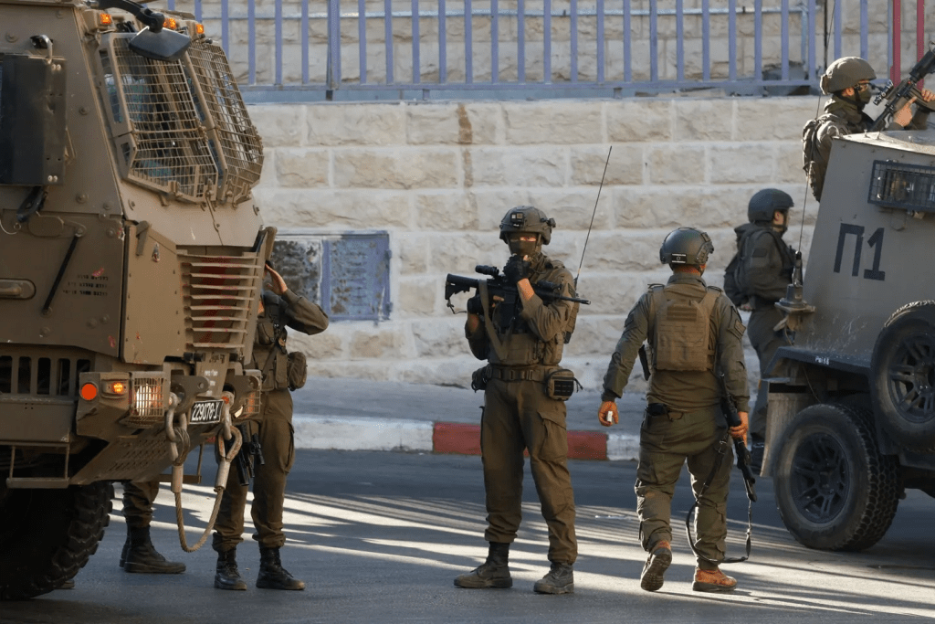 Palestinians warned by Israel not to celebrate prisoner releases