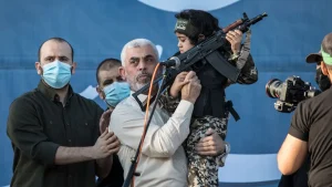 Palestinians reject Hamas disarmament demands