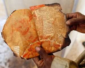 Mali: Ancient manuscripts return to Timbuktu for analysis