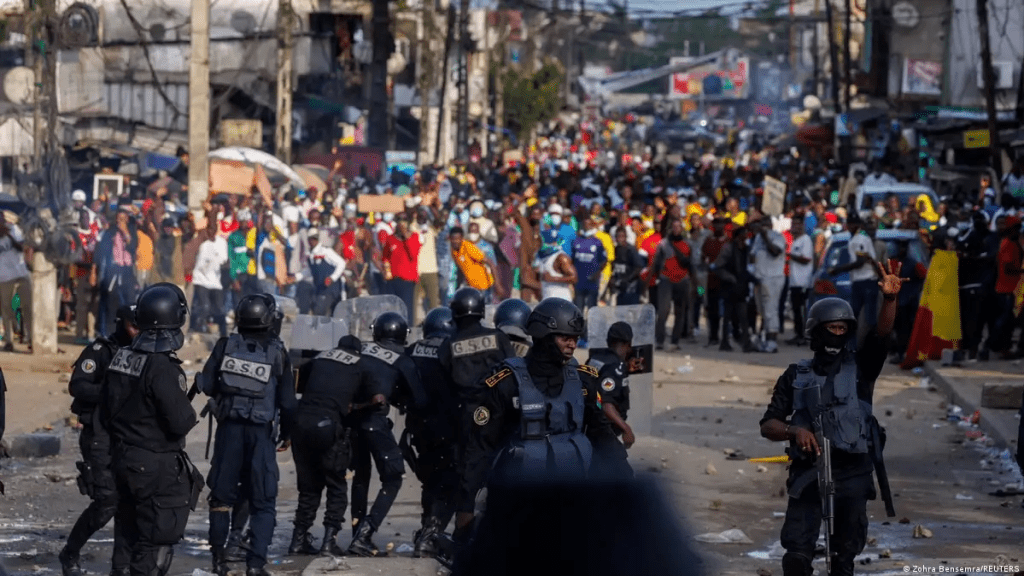 Cameroon: rights groups dispute post-election death toll